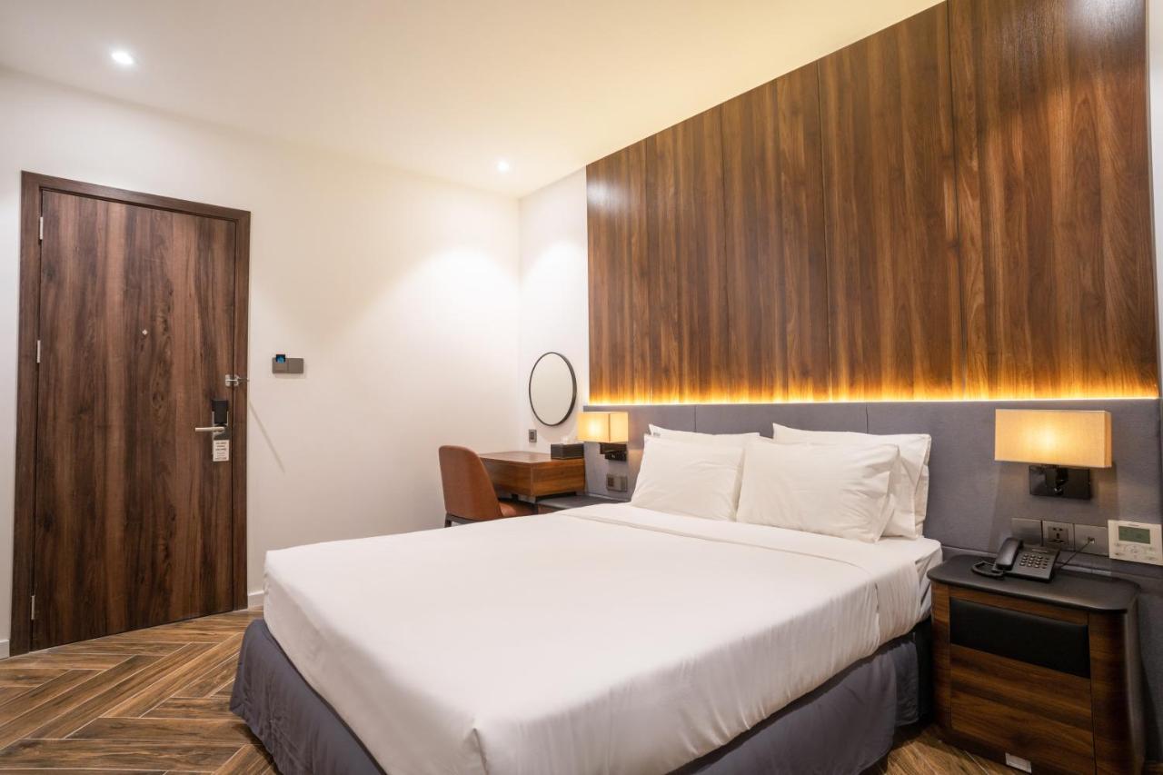 Calidum Phu Quoc Hotel ภายนอก รูปภาพ